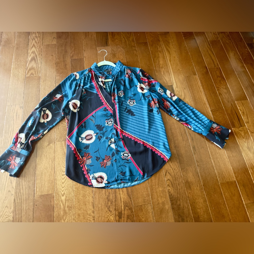 Ann Taylor Teal Floral Scarf Print Button Front Blouse Size M